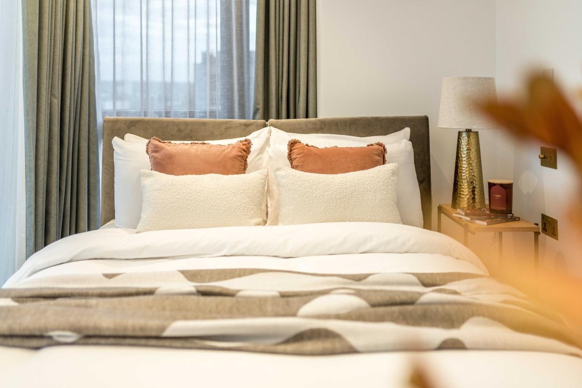 Apartahotel Kings Cross-luxury-sunset City View-gym-office Place-elevator