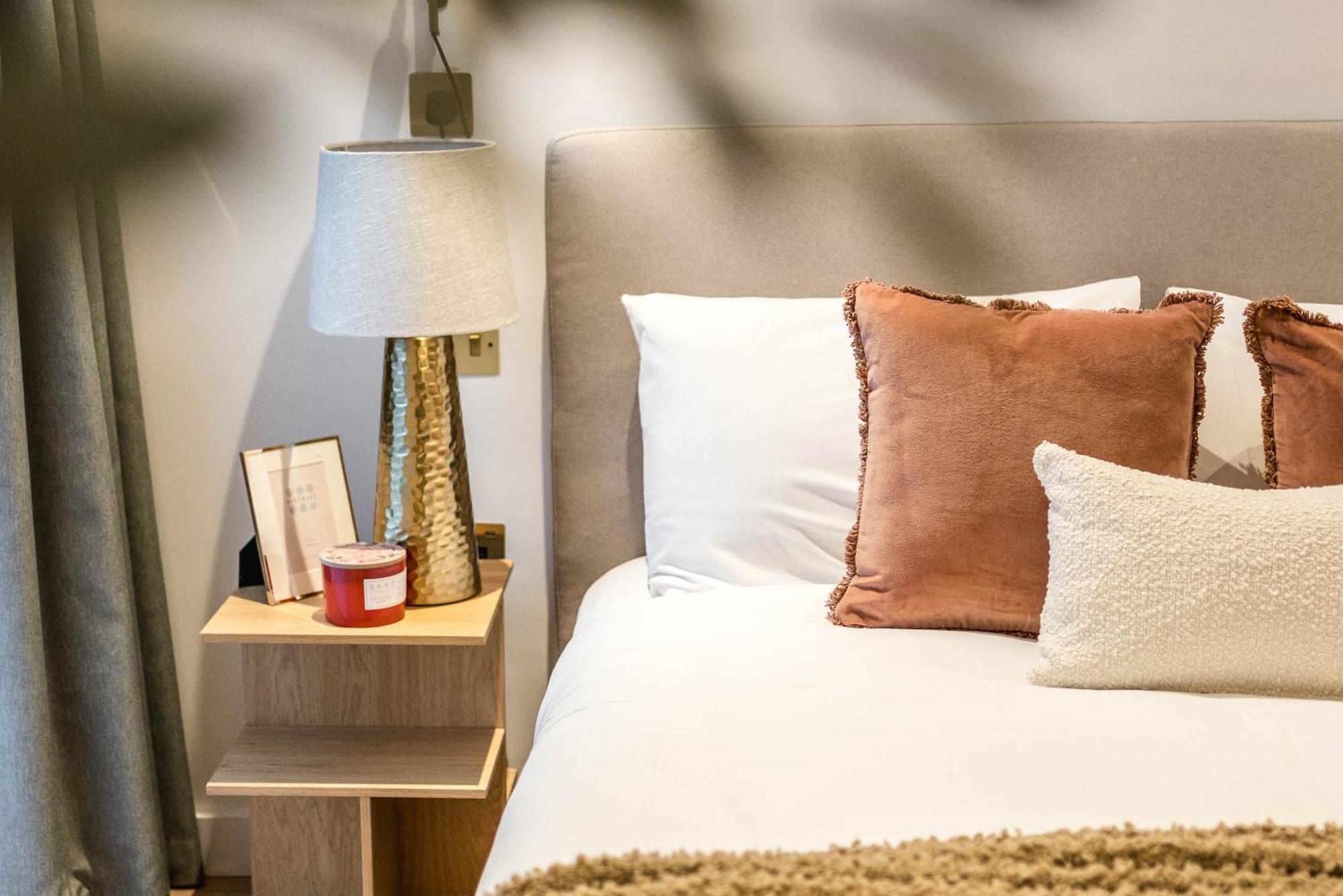 Apartahotel Kings Cross-luxury-sunset City View-gym-office Place-elevator Londres